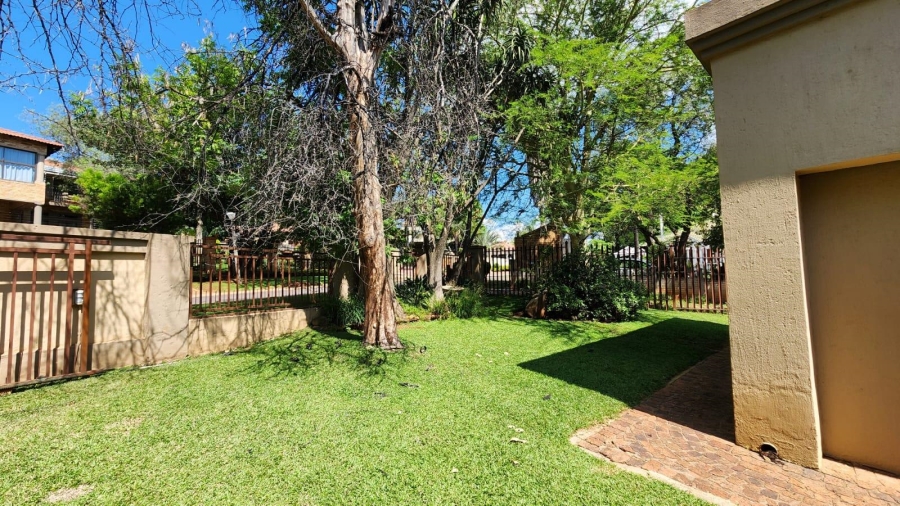 To Let 4 Bedroom Property for Rent in Cashan North West